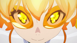 Yellow eyes blonde hair orpheism - a close up of a person free wallpaper for desktop