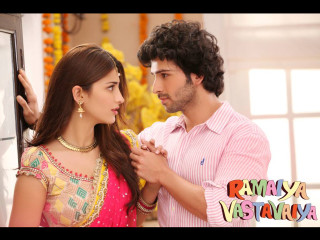 Man woman room window sign - fathi hassan free wallpaper