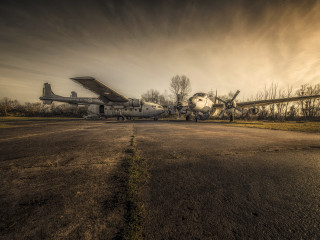 Large airplane airport runway forest - a large airplane free wallpaper for desktop