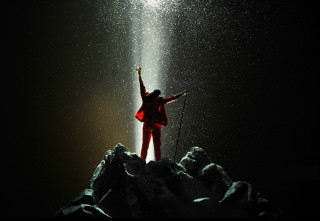 Person mountain light beam arms - spotlight free wallpaper for desktop