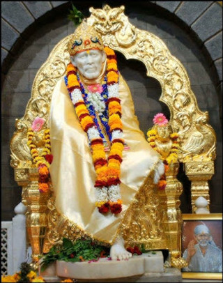 Statue man golden outfit flowers - flower free wallpaper