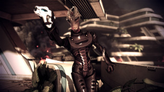 Futuristic woman holding gun city - cobra free wallpaper for desktop