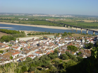 City bridge river distant background - cagnaccio di san pietro free wallpaper for desktop