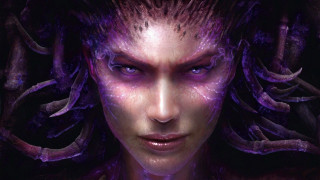 Woman purple hair blue eyes - a strange look free wallpaper