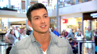 Man denim shirt smile tokyo - ben thompson free wallpaper