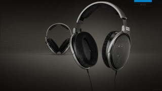 Headphones microphone blackbackground christianhilfgott product - product photo free wallpaper for desktop