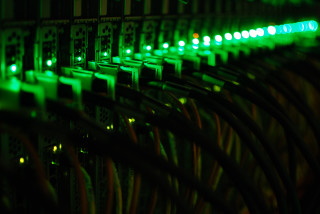 Wires connected server dark room - les automatiste free wallpaper