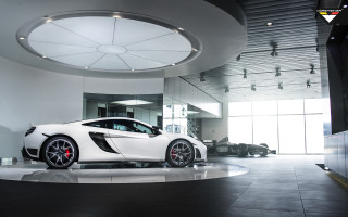 White sports car showroom circular - perfect symmetry free wallpaper