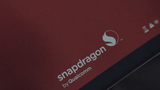 Red sign snapdragon qualcomm building - side of a building free wallpaper for desktop