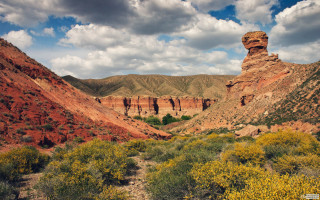 Rocky landscape mountain clouds sky - a rocky landscape free wallpaper for desktop