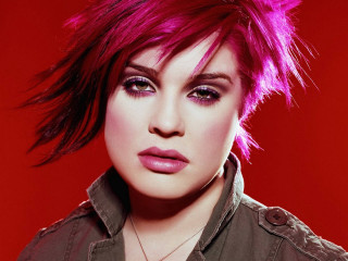 Woman pink hair necklace red - an album cover free wallpaper for desktop