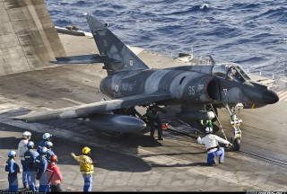 Fighter jet aircraft carrier water - top of a body free wallpaper