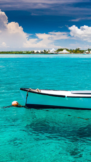 Small boat shoreline houses tiltshift - a shore line free wallpaper for mobile