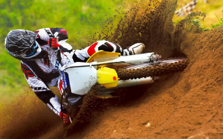 Dirt bike ride track park - dusty free wallpaper