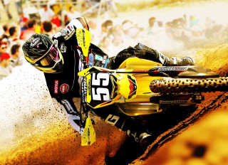 Dirt bike rider track crowd 3 - a dirt track free wallpaper