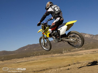 Dirt bike rider mountains blue 2 - action free wallpaper