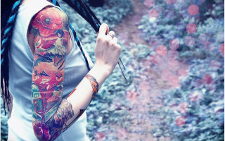 Woman tattoo cellphone flower background 2 - tattoo free wallpaper for desktop