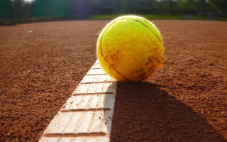 Tennis ball court dirt line - free sports wallpaper