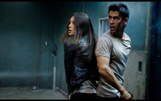 Man woman walking hallway open - a man and a woman free wallpaper for desktop