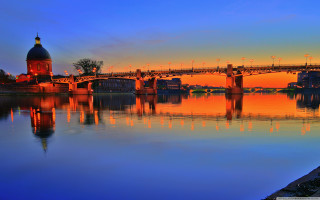 Bridge red light cityscape sunset - a bridge over a body of water free wallpaper for desktop