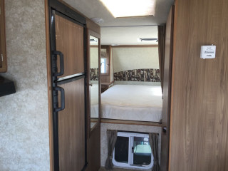 Bedroom bed refrigerator window open - an zhengwen free wallpaper for desktop