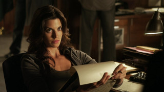 Woman sitting desk paper hand - a piece of paper free wallpaper for desktop