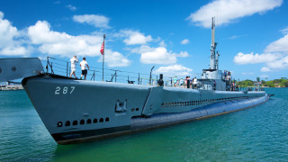 Large gray submarine floating water - carl walter liner free wallpaper