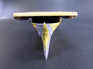 Yellow white object abstract sculpture - a gray surface free wallpaper