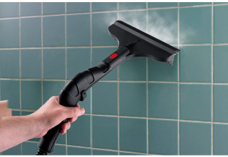 Person holding hair dryer steam - a hair dryer free wallpaper
