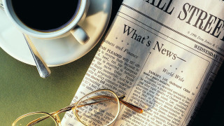 Newspaper glasses coffee credits english - a pair of glasses free wallpaper