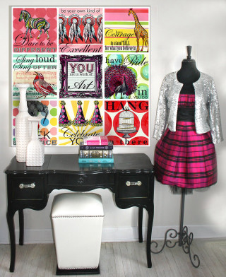 Dress table wall hanging giraffe - modern free wallpaper for mobile