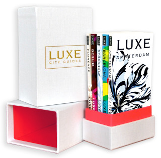 White box red corner eden - detail free wallpaper for tablet