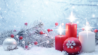 Candles christmas tree snow snowflake - a christmas tree in the snow free wallpaper
