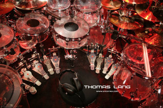 Drum kit headphones on it - brian thomas free wallpaper