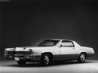 Black white car studio setting 2 - 1 9 7 0 s free wallpaper for desktop
