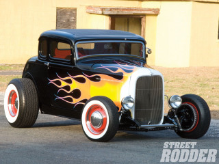 Black red hot rod flames - side and a building in the background free wallpaper