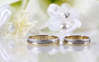 Wedding rings table flowers flower - ring free wallpaper