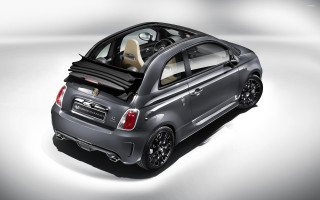 Small car trunk open hood - back end free wallpaper for desktop