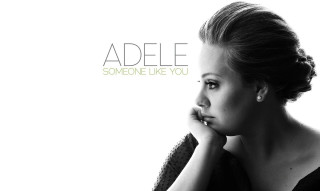 Woman hand chin looking away 2 - else alfelt free wallpaper