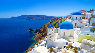 Blue white building cliff ocean - neoclassicism free wallpaper for desktop