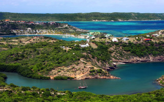Bay boat beach trees panoramic - a boat free wallpaper for desktop