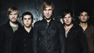 Men group black wall black - a black door free wallpaper for desktop