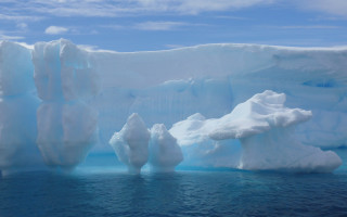 Large iceberg floating ocean snowy - the ocean next free wallpaper