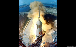 Rocket launch smoke space vehicle - a rocket free wallpaper