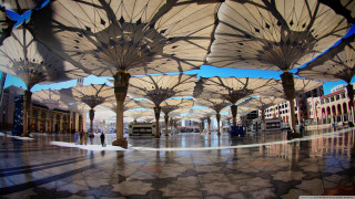 Umbrellas tiled floor sky background - ultra wide angle free wallpaper