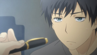 Man pen serious look blue - a pen free wallpaper