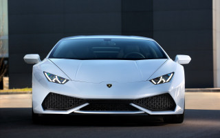 White sports car black roof - a black roof free wallpaper