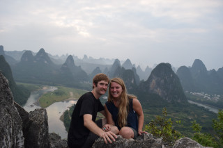 Man woman rock mountains river - an zhengwen free wallpaper