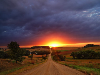 Dirt road sunset clouds field 4 - a dirt road free wallpaper