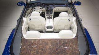 Blue car wooden floor white - a white floor free wallpaper